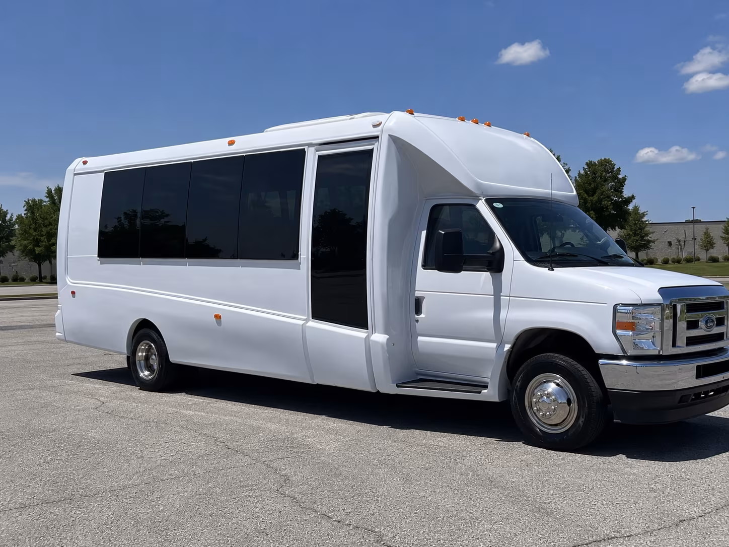 Lancaster Winery Tour & Pub Crawl Transportation party bus exterior