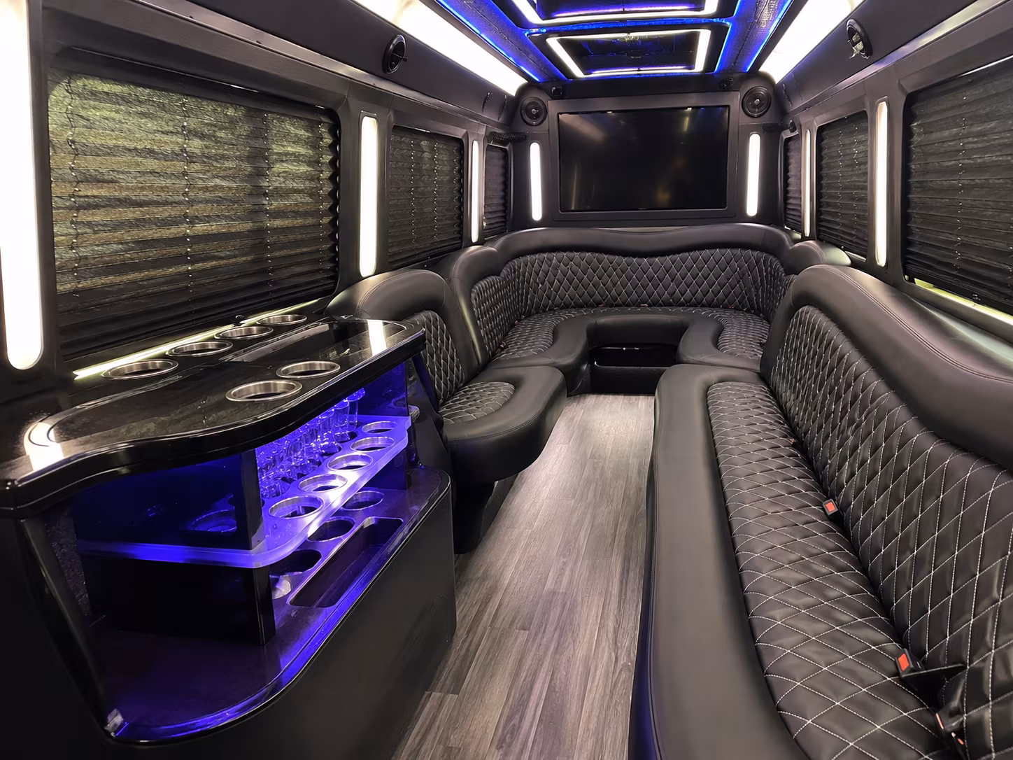 Reading Birthday, Sweet 16, & Quinceañera Party Bus Rentals