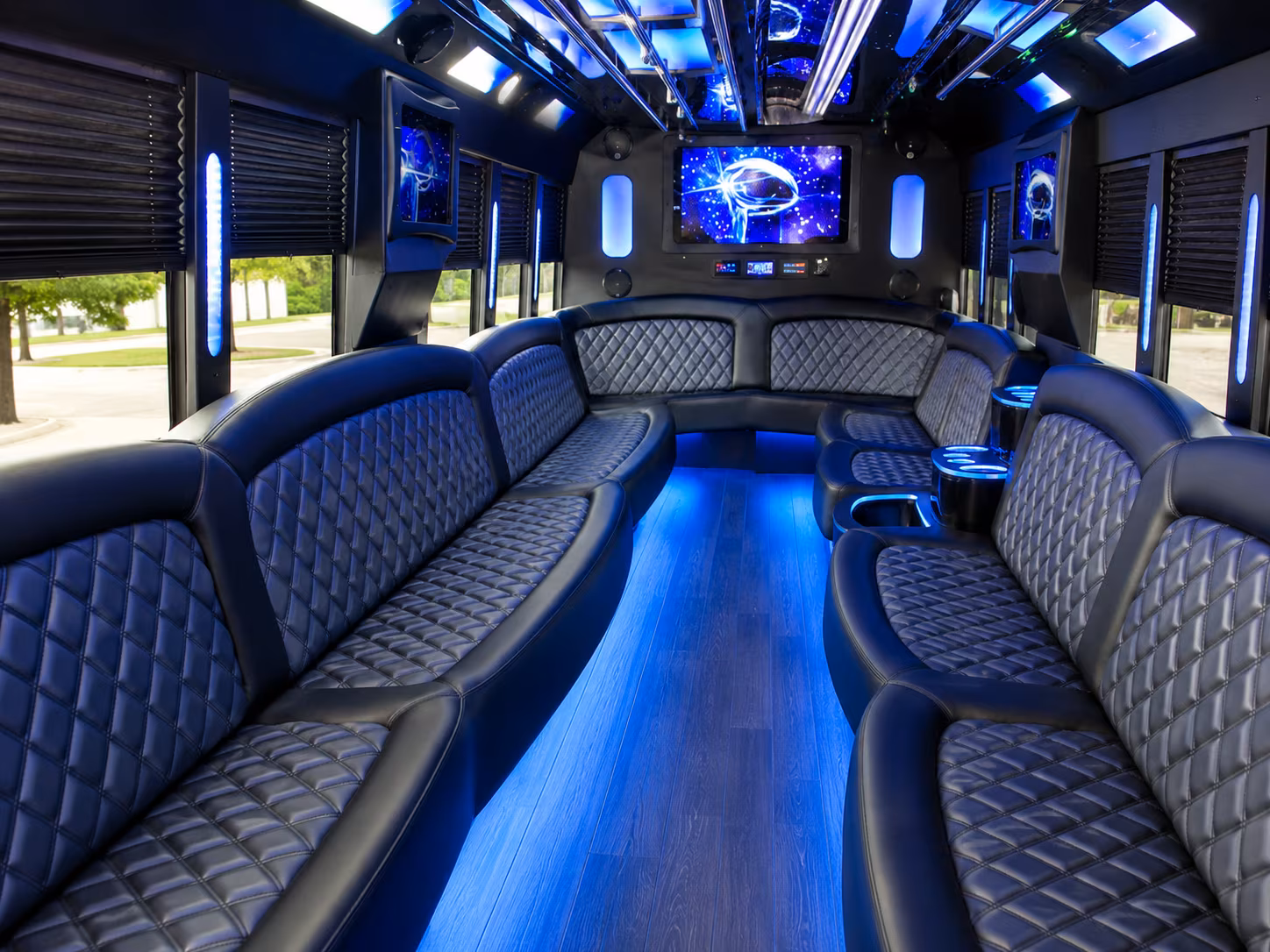 Wilmington Winery Tour & Pub Crawl Transportation